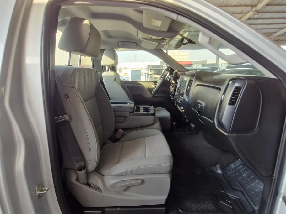 2018 Chevrolet Silverado LS 