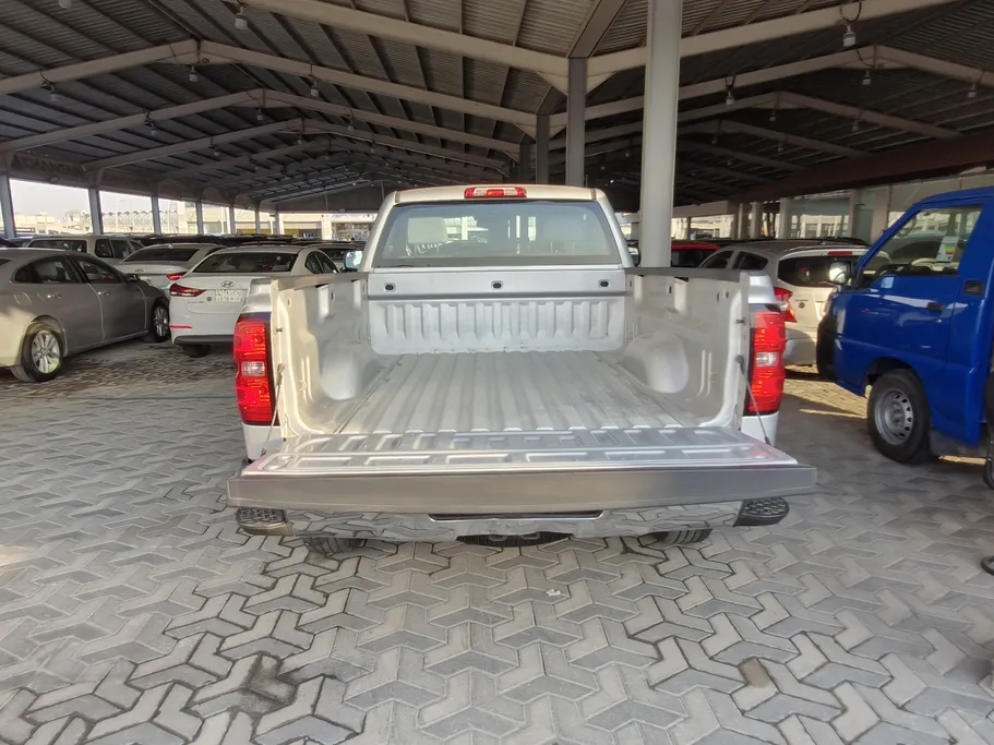 2018 Chevrolet Silverado LS 