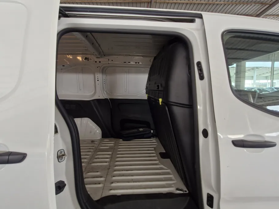 بيجو بارتنر Short van 2023 