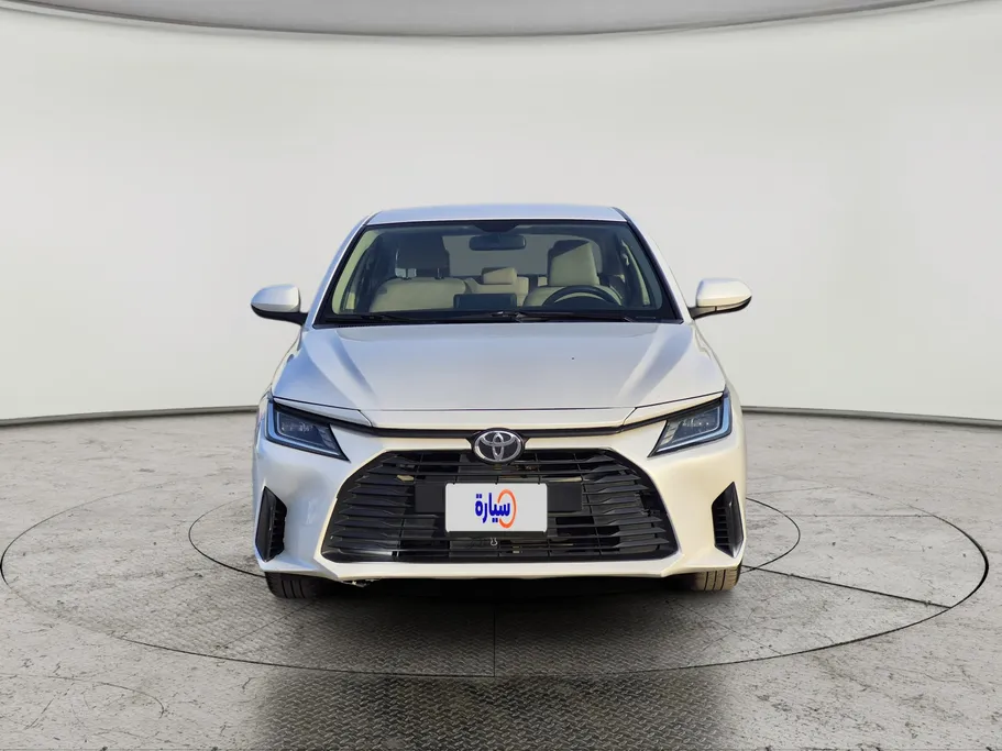 2023 Toyota Yaris  Y 