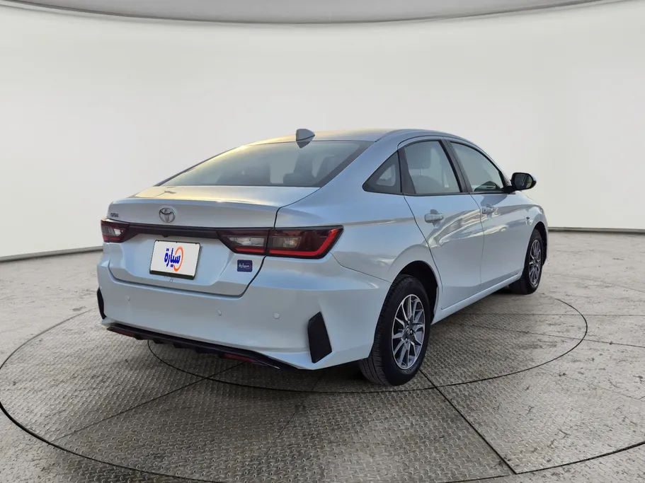 2023 Toyota Yaris  Y 