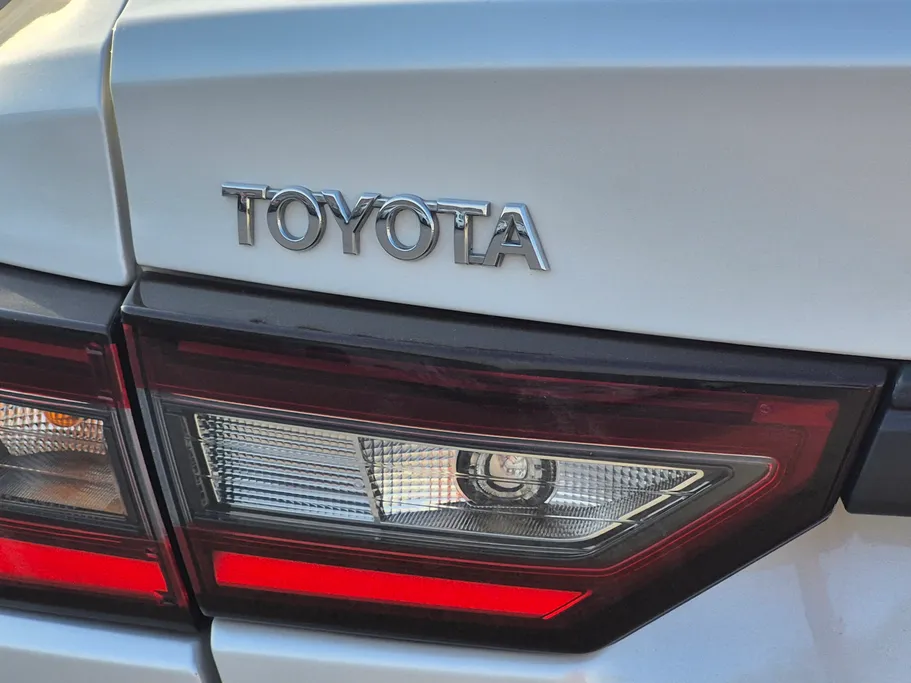 2023 Toyota Yaris  Y 