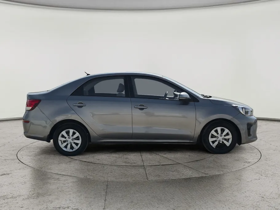 2022 Kia Pegas LX 