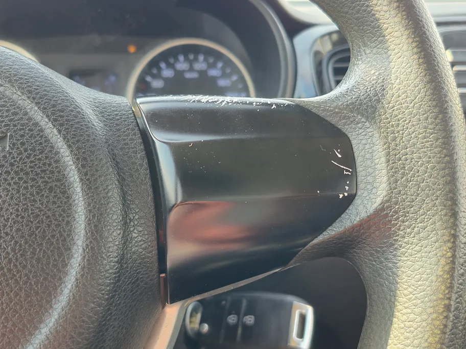2022 Kia Pegas LX 