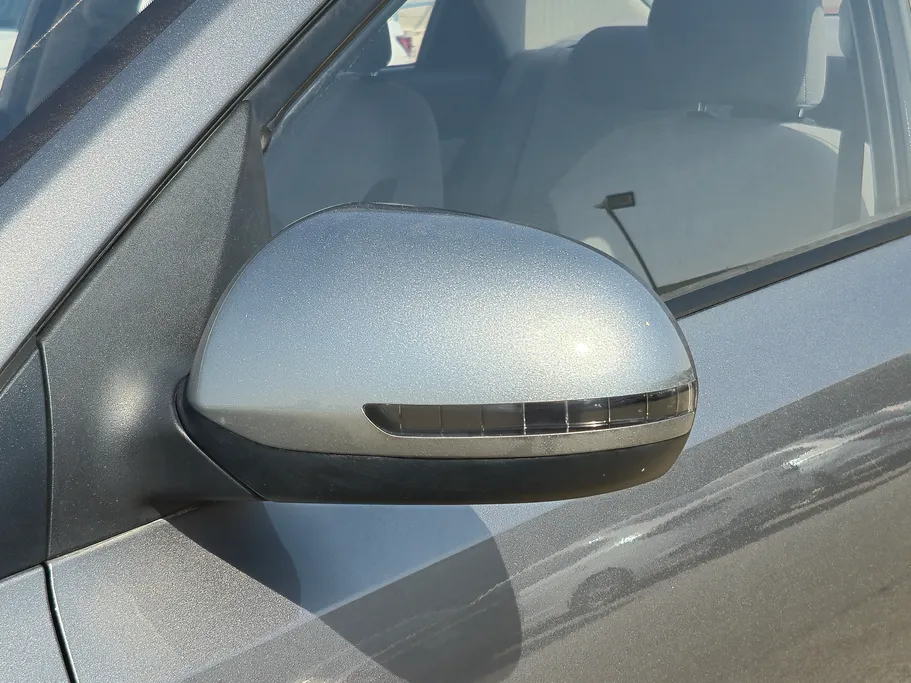 2022 Kia Pegas LX 