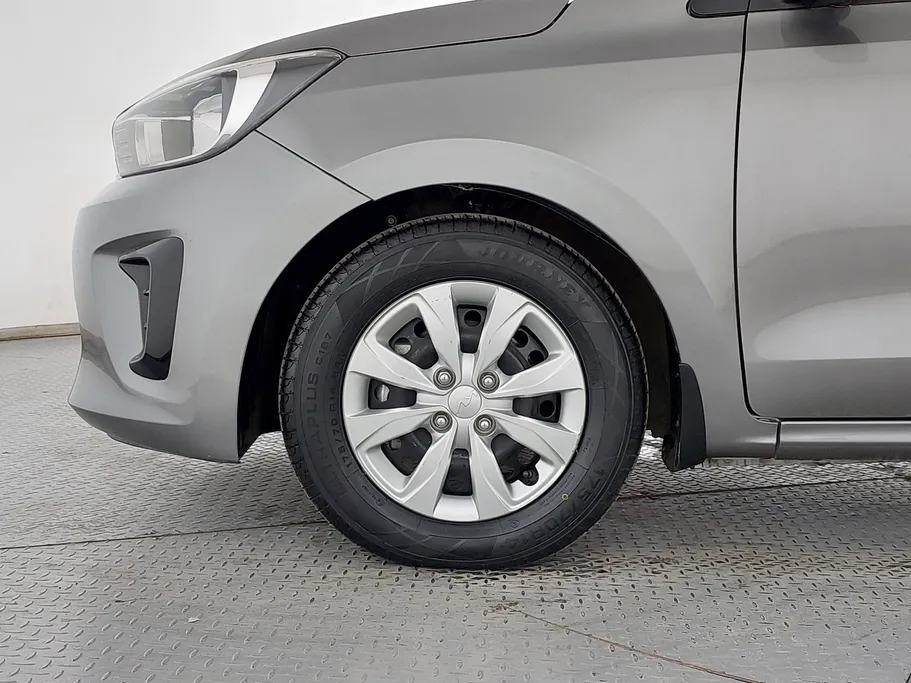 2022 Kia Pegas LX 