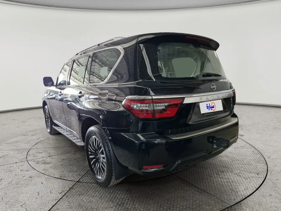 2023 Nissan Patrol Platinum 