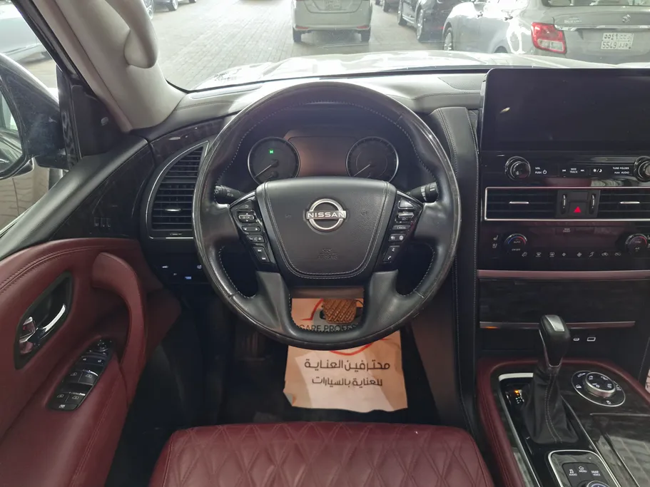 2023 Nissan Patrol Platinum 