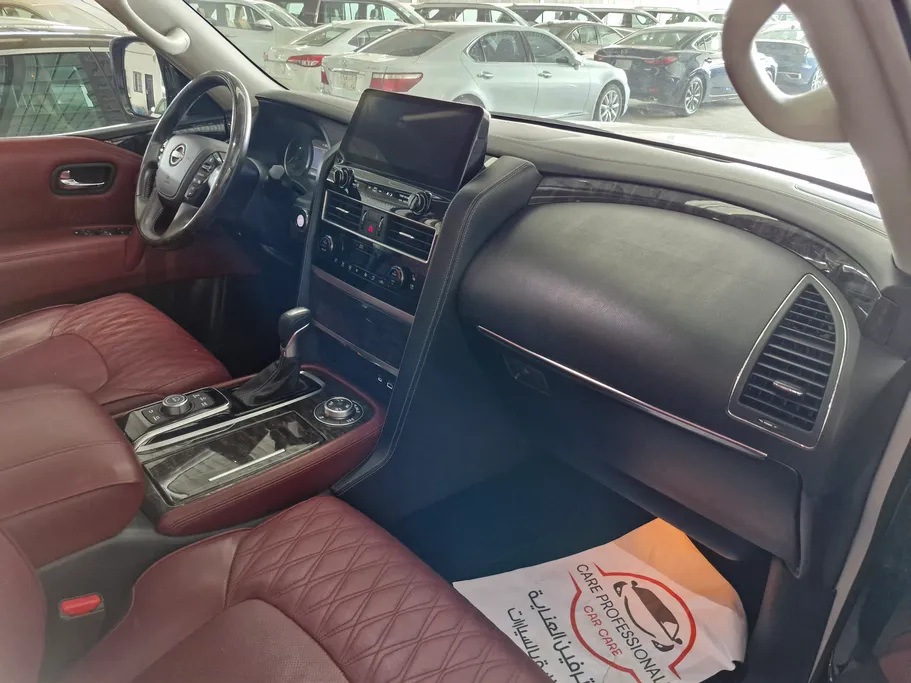 2023 Nissan Patrol Platinum 