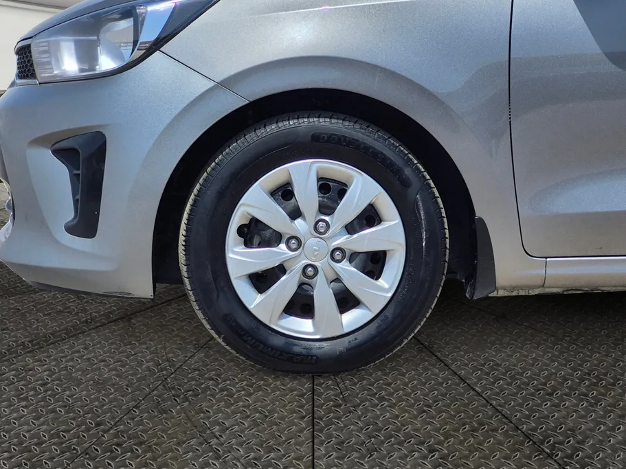 2023 Kia Pegas LX 