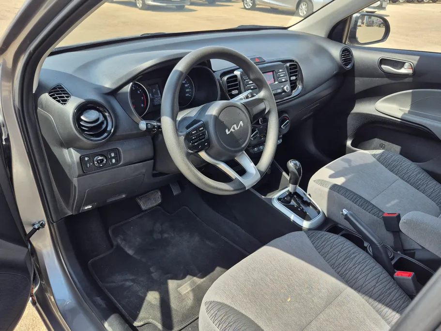 2023 Kia Pegas LX 