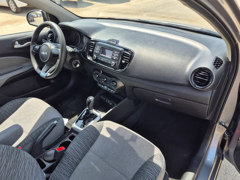 2023 Kia Pegas LX 
