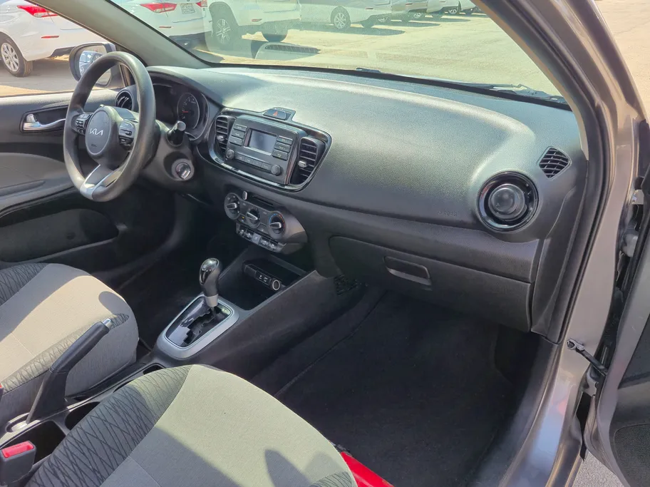 2022 Kia Pegas GL 