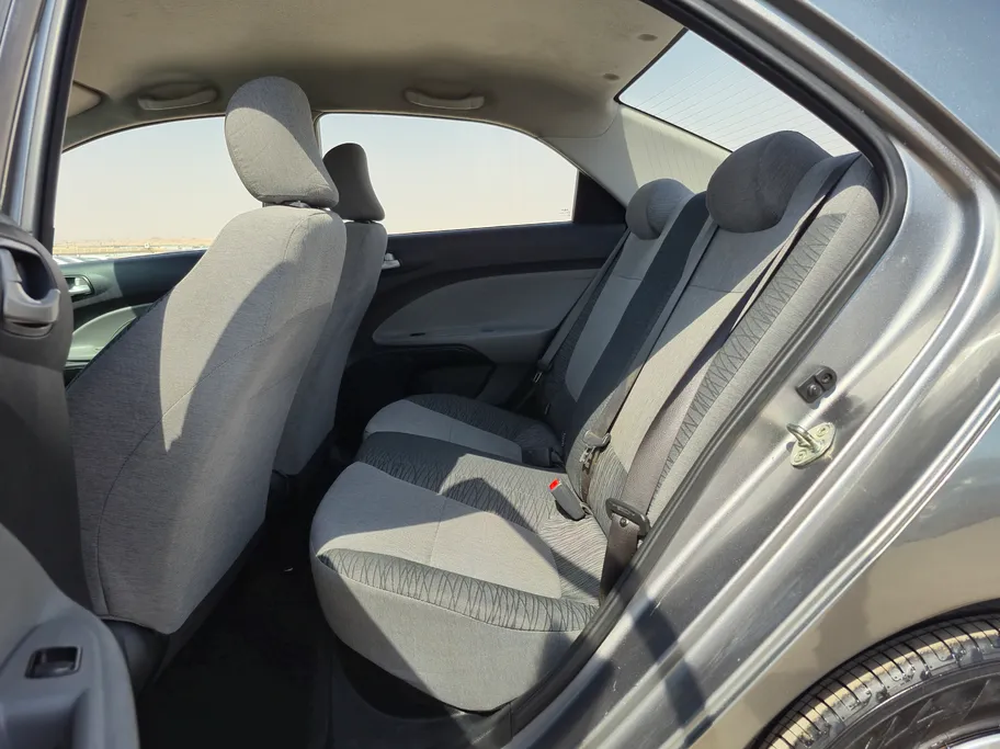 2022 Kia Pegas GL 