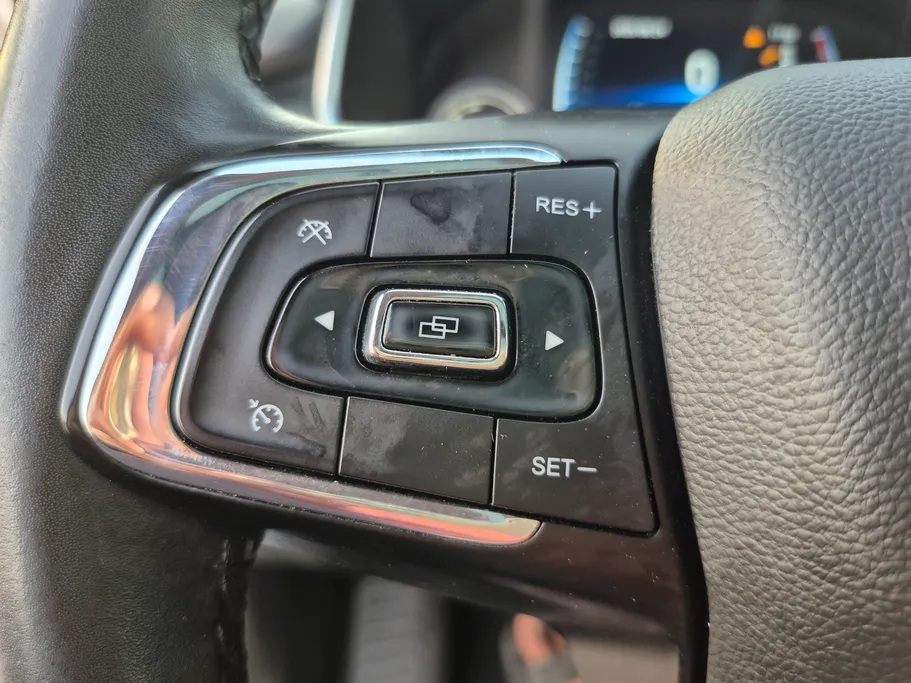 2022 Chery Tiggo 8 LUXURY 
