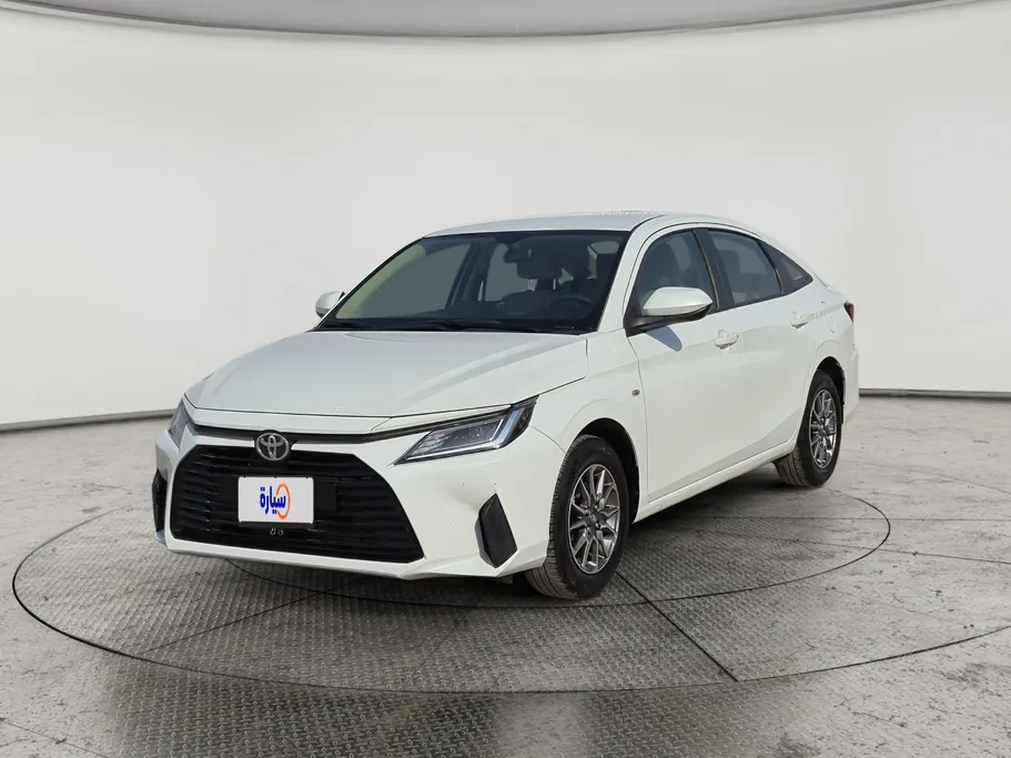 2024 Toyota Yaris  Y 
