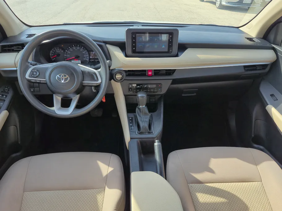 2024 Toyota Yaris  Y 