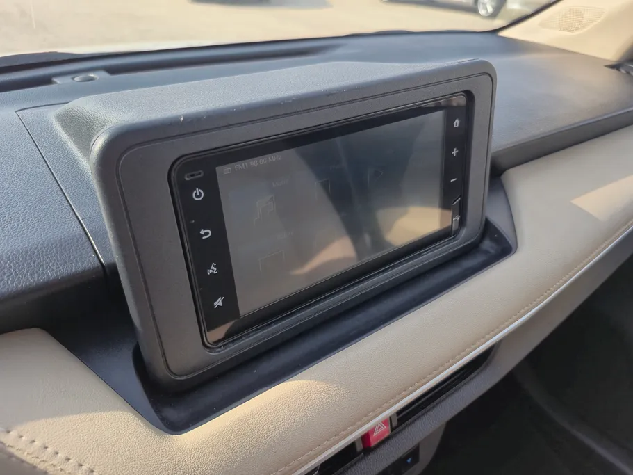 2024 Toyota Yaris  Y 
