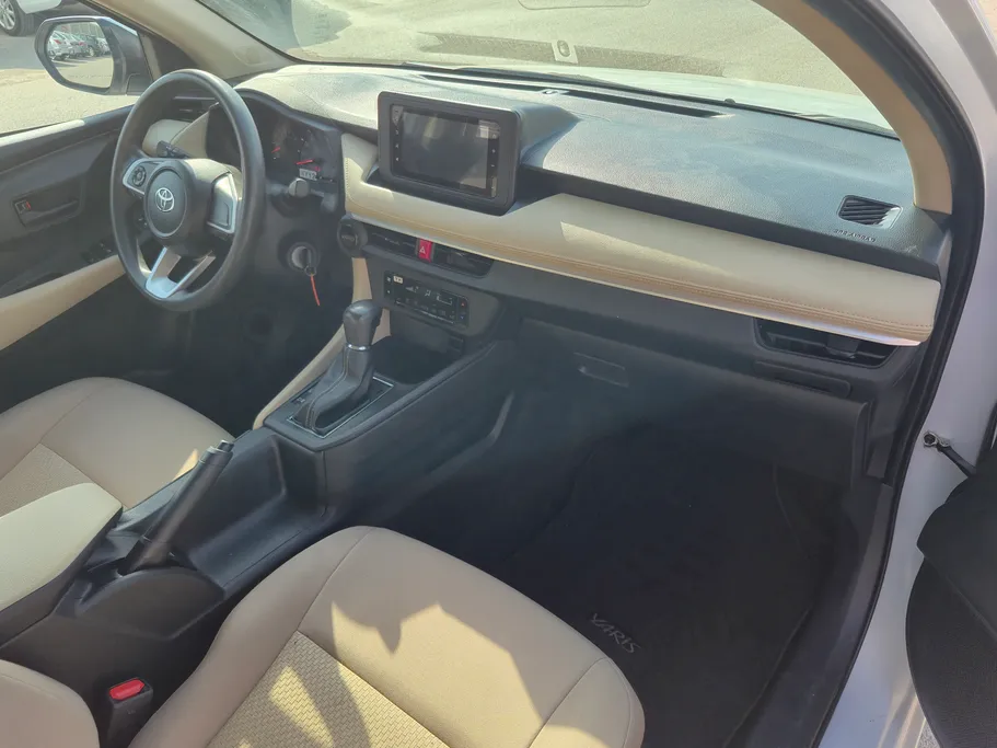 2024 Toyota Yaris  Y 