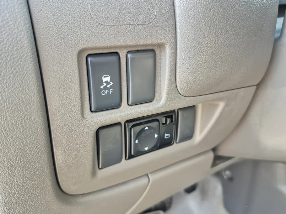 2024 Nissan Sunny SV Comfort 
