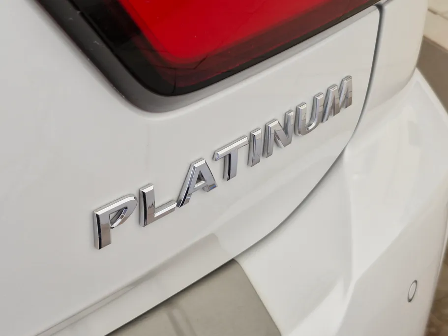نيسان باترول SE Platinum 2021 