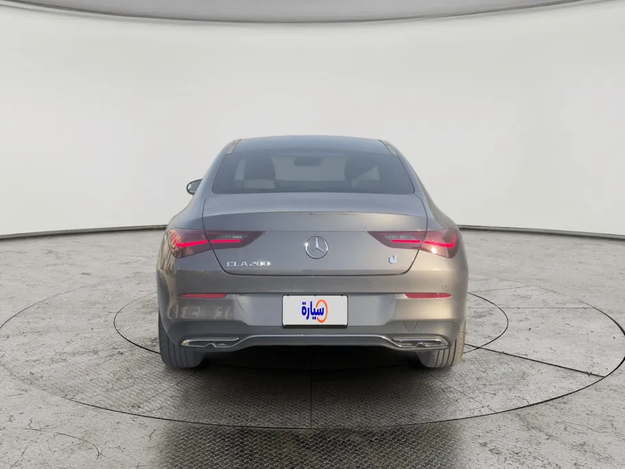 2025 Mercedes CLA 200 