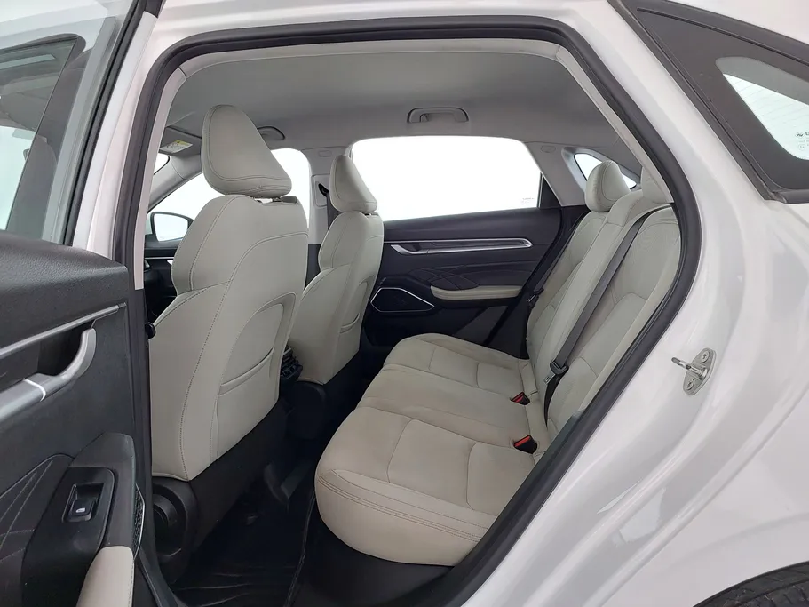 جيلي امجراند GS 2023 