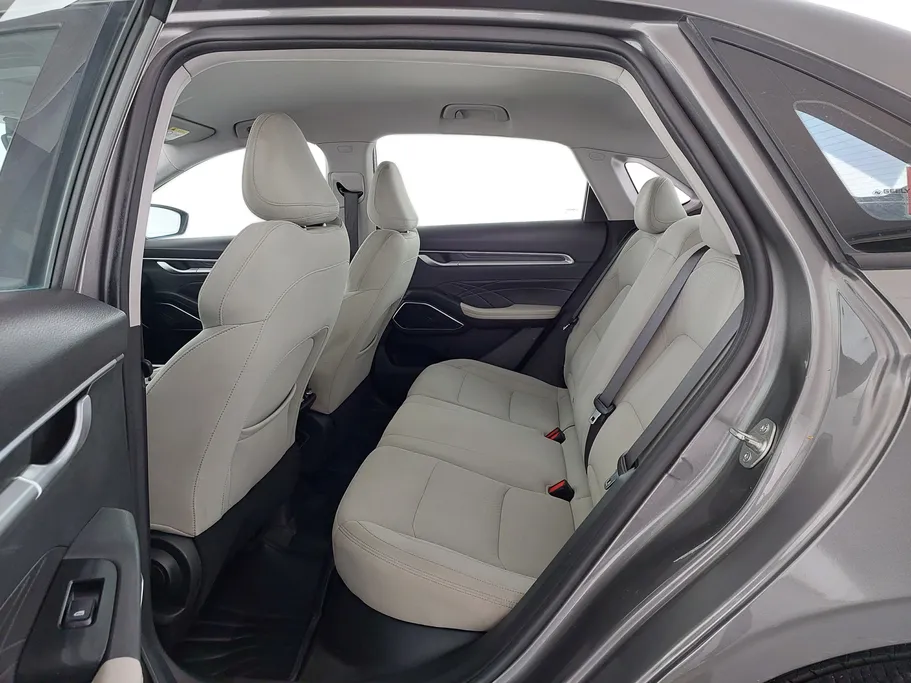 جيلي امجراند GS 2023 
