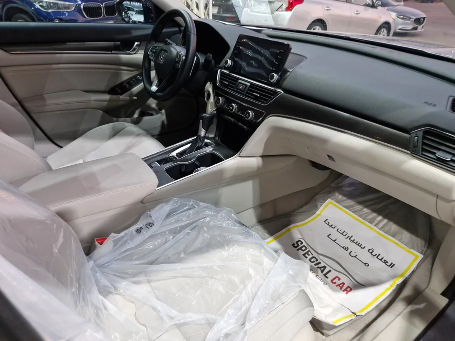 هوندا اكورد LX Sport 2022 