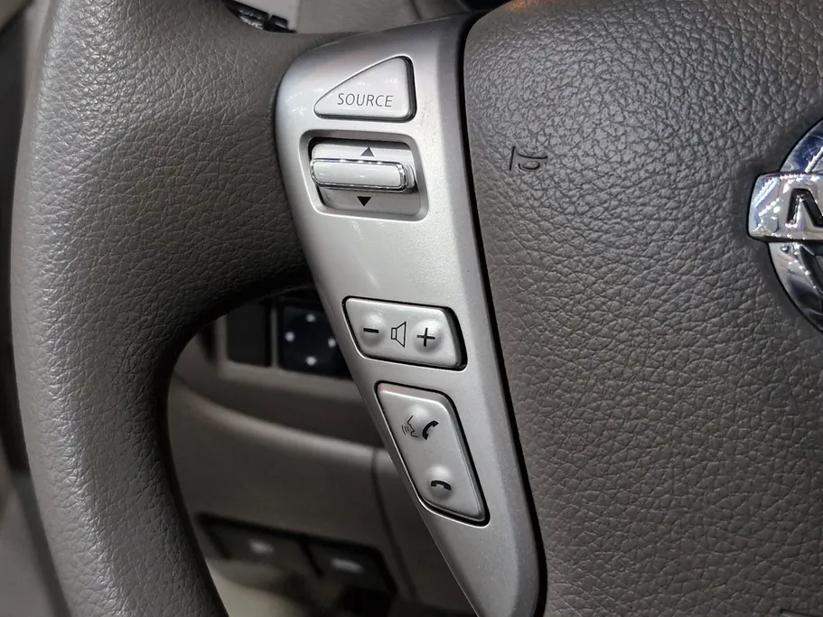 2023 Nissan Sunny SV Comfort 