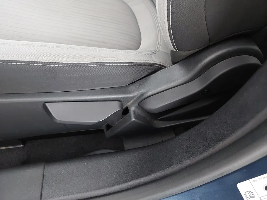 2023 Ford Taurus Ambiente 