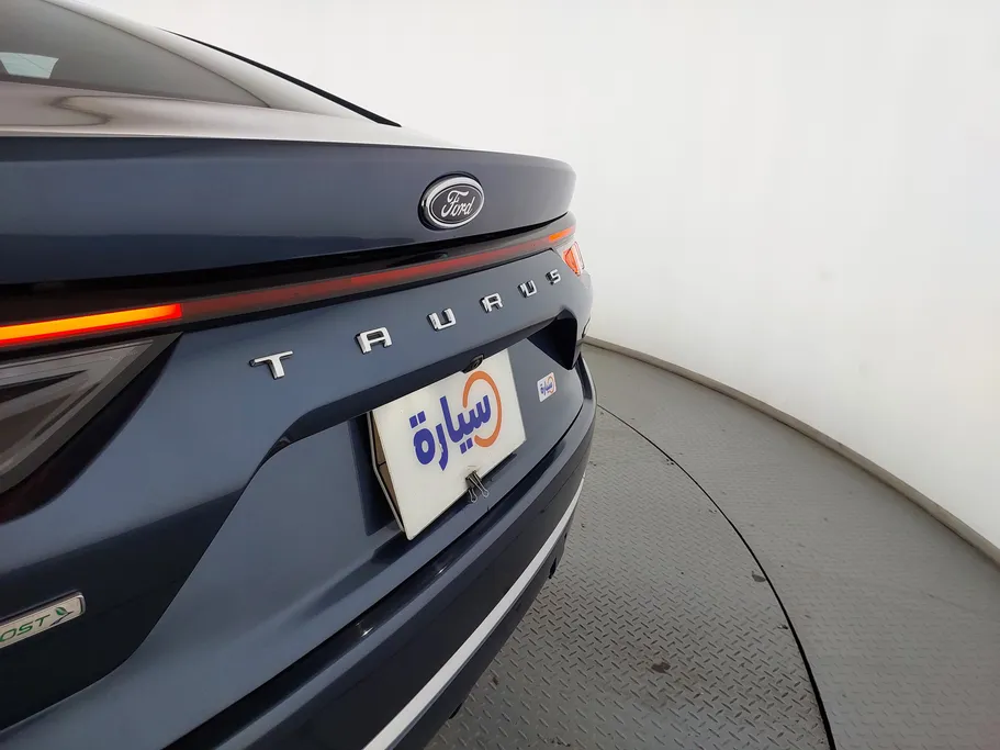 2023 Ford Taurus Ambiente 