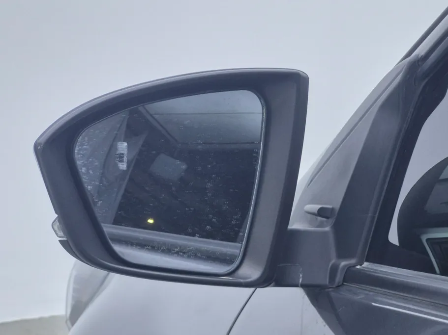 2023 Toyota Raize XLE 