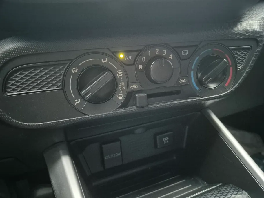 2023 Toyota Raize XLE 