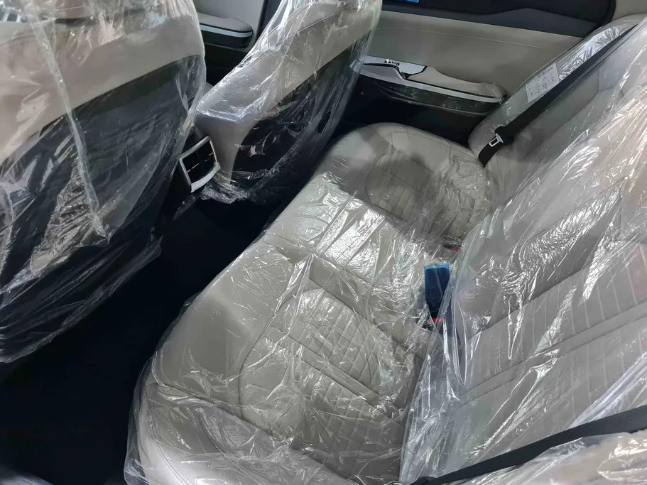 2025 Kia K5 GL Panorama 