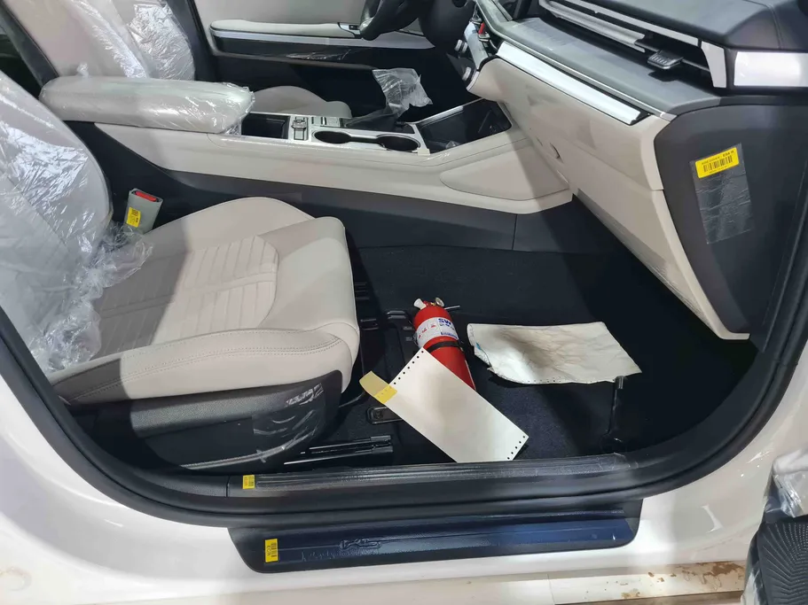 2025 Kia K5 GL Panorama 