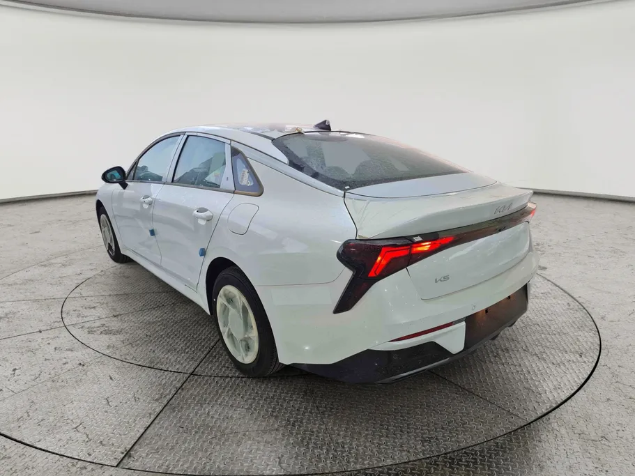 2025 Kia K5 GL Panorama 