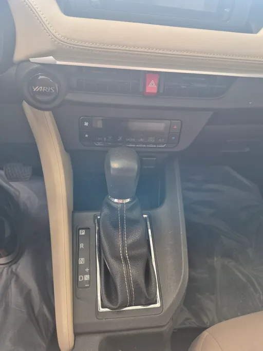 2023 Toyota Yaris  Y 