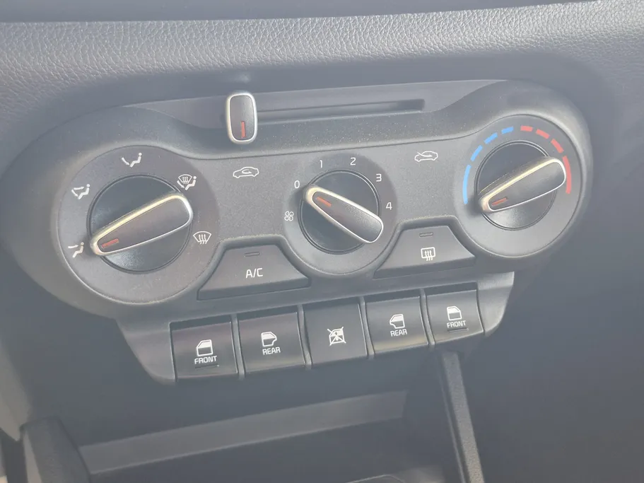 2026 Kia Pegas LX 