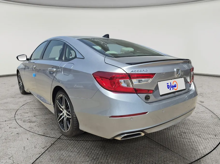 هوندا اكورد LX Sport 2022 