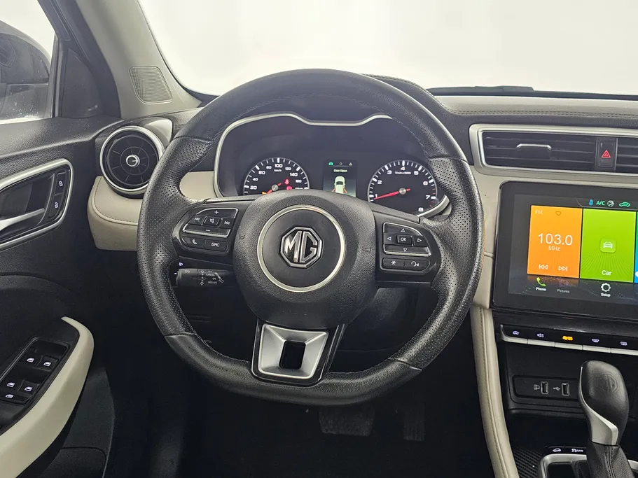ام جي ZS LUX 2022 