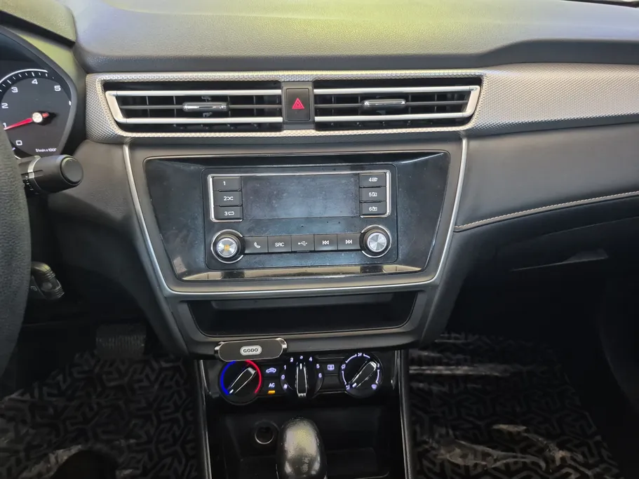2022 MG 5 STD 