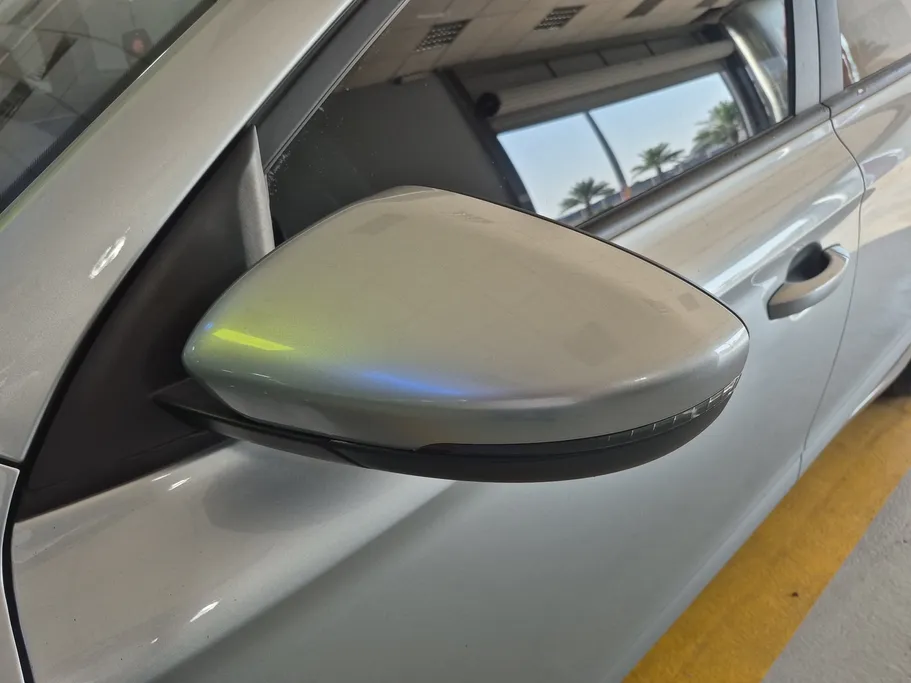 2022 MG 5 STD 