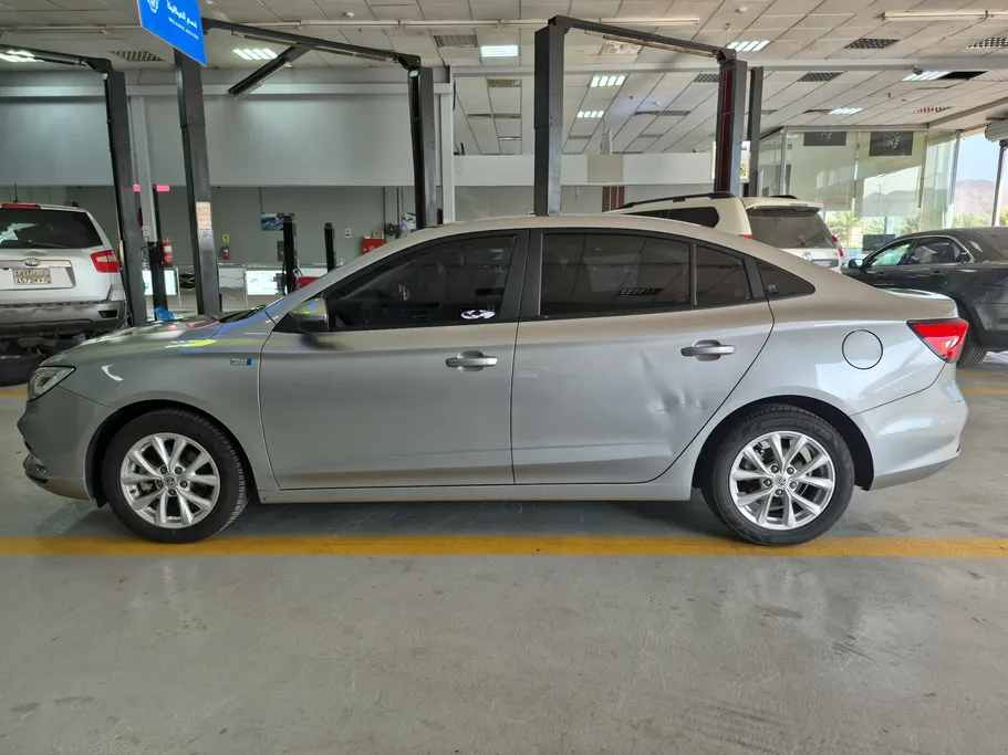 2022 MG 5 STD 