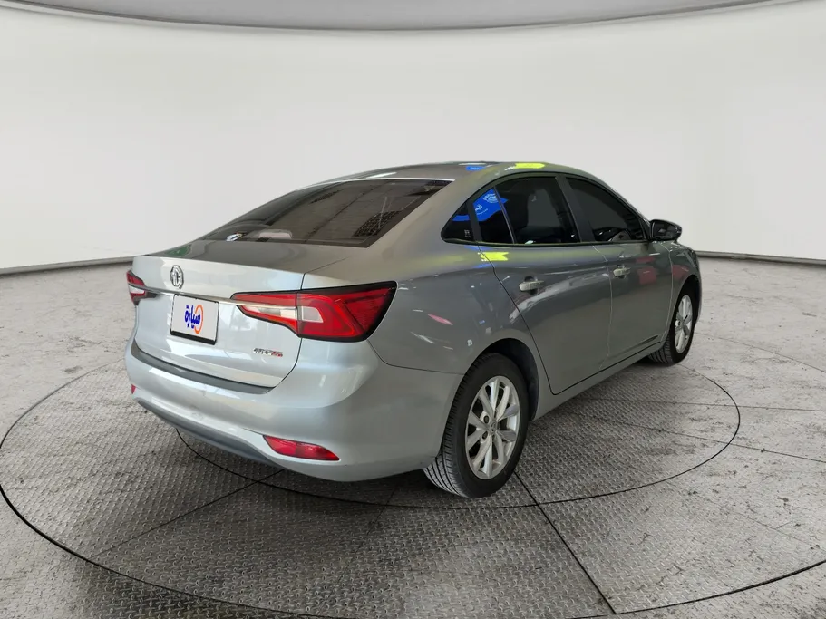 2022 MG 5 STD 