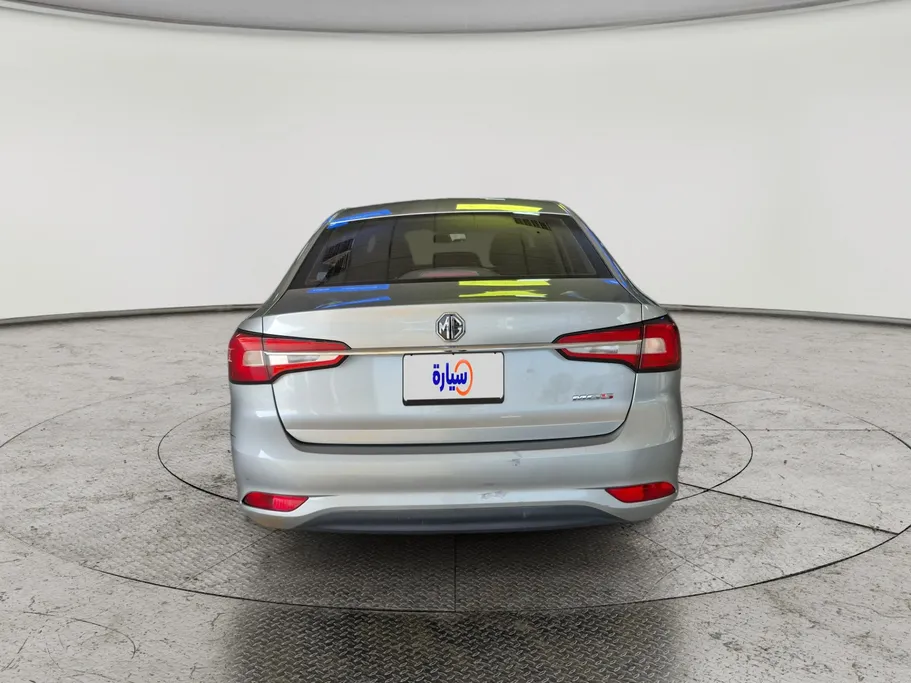 2022 MG 5 STD 