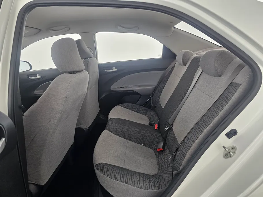 2022 Kia Pegas LX 