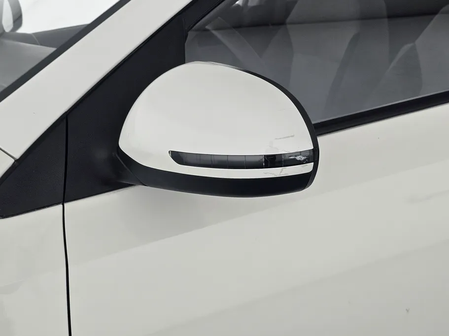 2022 Kia Pegas LX 