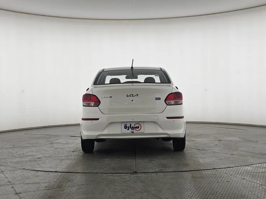 2022 Kia Pegas LX 