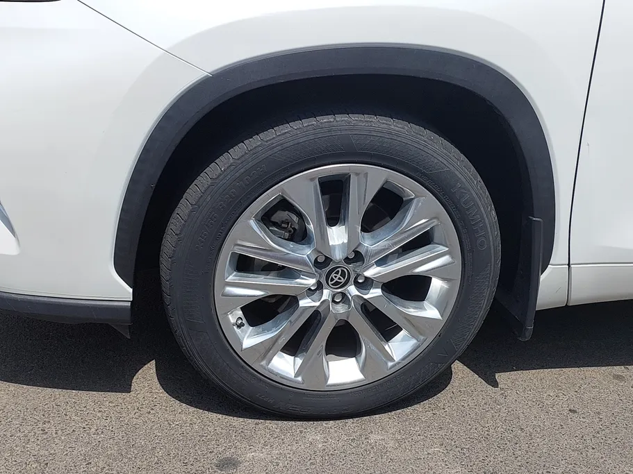 2022 Toyota Highlander Limited 